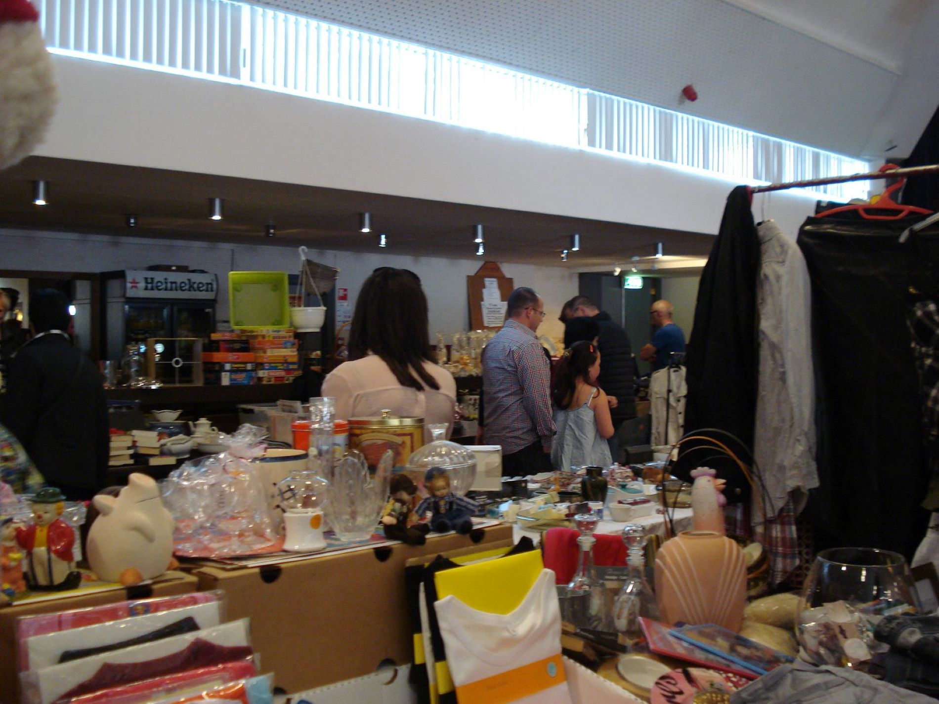 Rommelmarkt en Tweedehandskleding